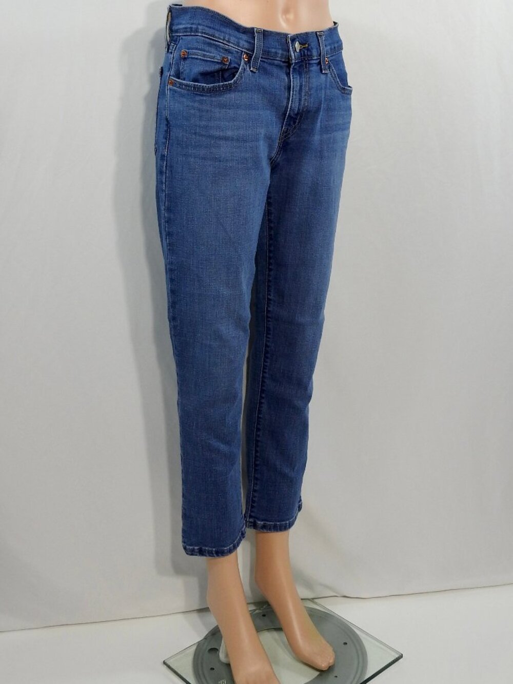Levis Sz 28 Boyfriend Jeans 19887-0225 Womens Denim Tapered Leg